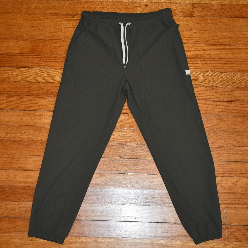 Vuori olive miles joggers